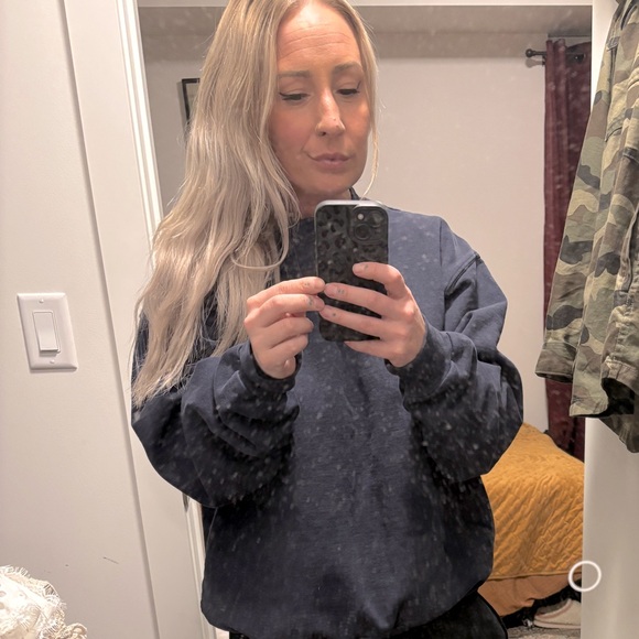 Meet your Posher, Tara - Picture 1 of 1